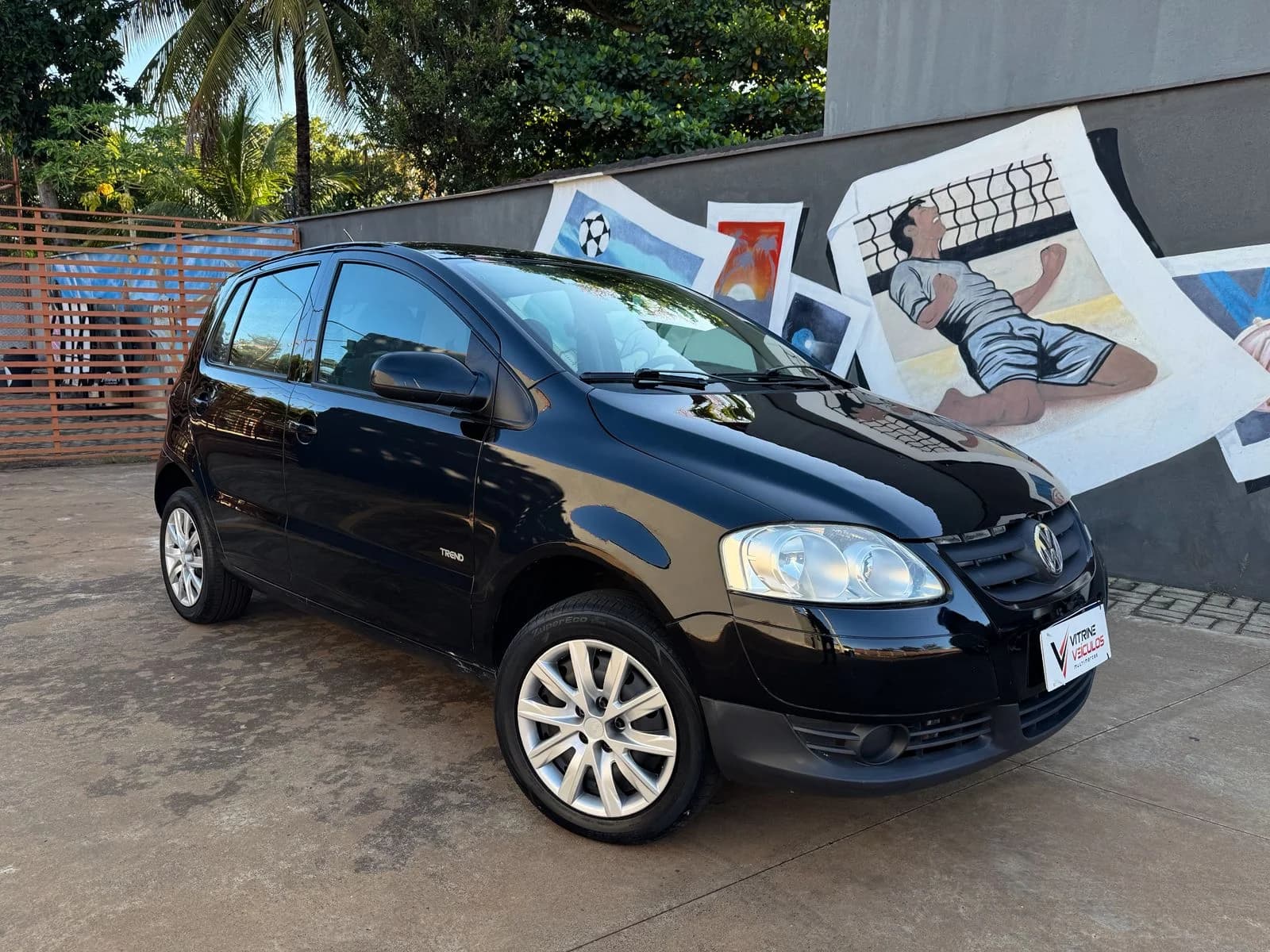 Volkswagen Fox 1.0 City Mi/ 1.0Mi Total Flex 8V 5p - Foto 1